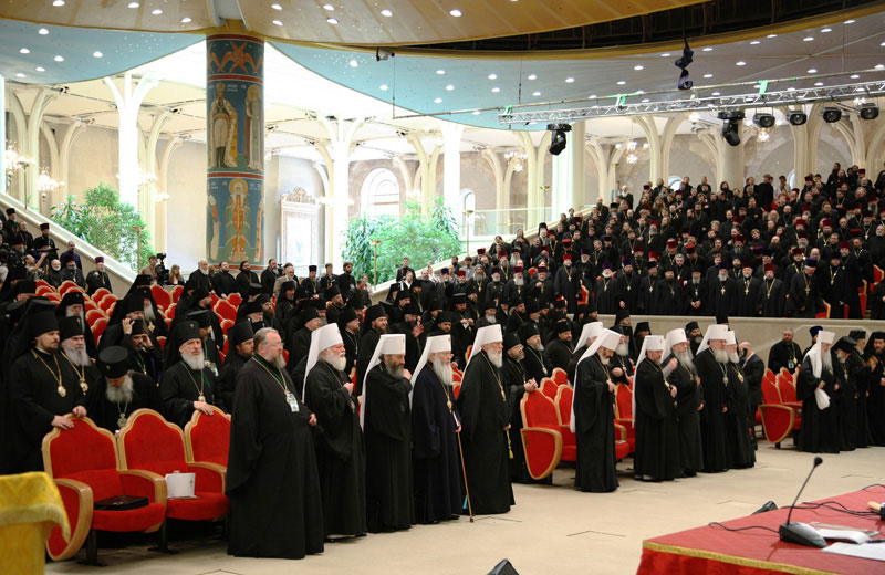 Заседание Архиерейского Собора Русской Православной Церкви в 2008 года в Храме Христа Спасителя. Фото - Informpskov.Ru