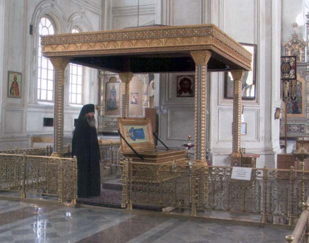 25 сентября 1992 года мощи праведного Симеона Верхотурского перенесли в Верохотурский Николаевский монастырь, во вновь освящённый Крестовоздвиженский собор