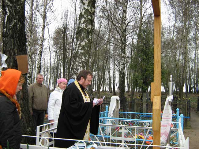 Богослужение на могиле блаженной Валентны Минской