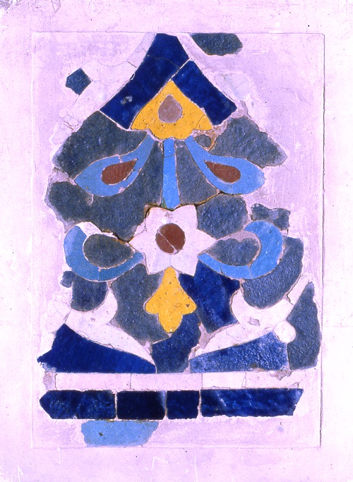 Мозаичный изразец, украшавший дворец или мечеть. Золотая Орда. XIV век. Волгоградский краеведческий музей