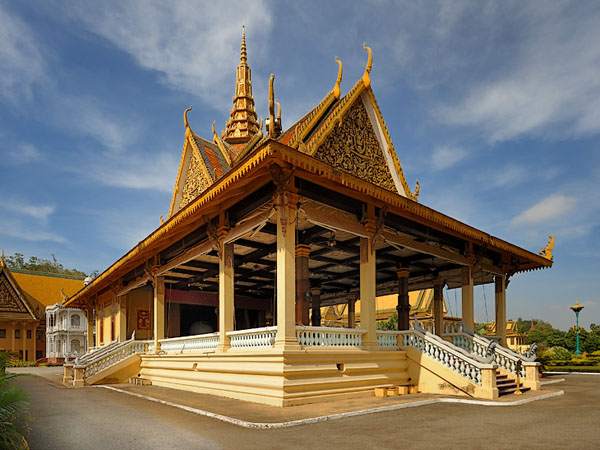 Королевство Камбоджи (Кампучия), Пномпень:  Королевский дворец
