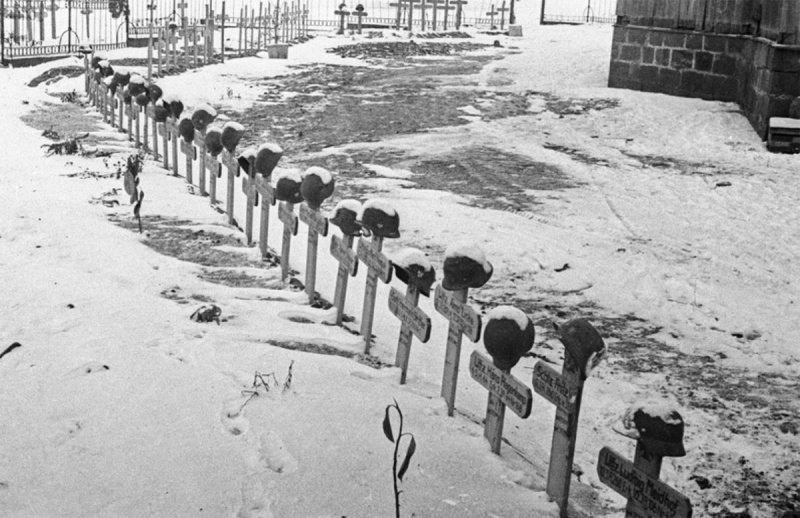 Немецкое кладбище под Сталинградом