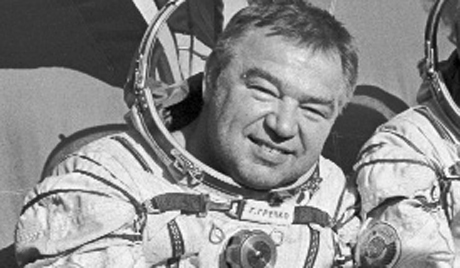 Дважды Герой Советского Союза, летчик-космонавт Георгий Гречко признался, что пришел к вере в Бога после того, как начал анализировать свою жизнь...