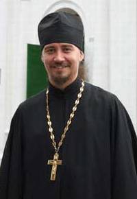 Священник Димитрий Карпенко. Фото - Екатерина Лаховская
