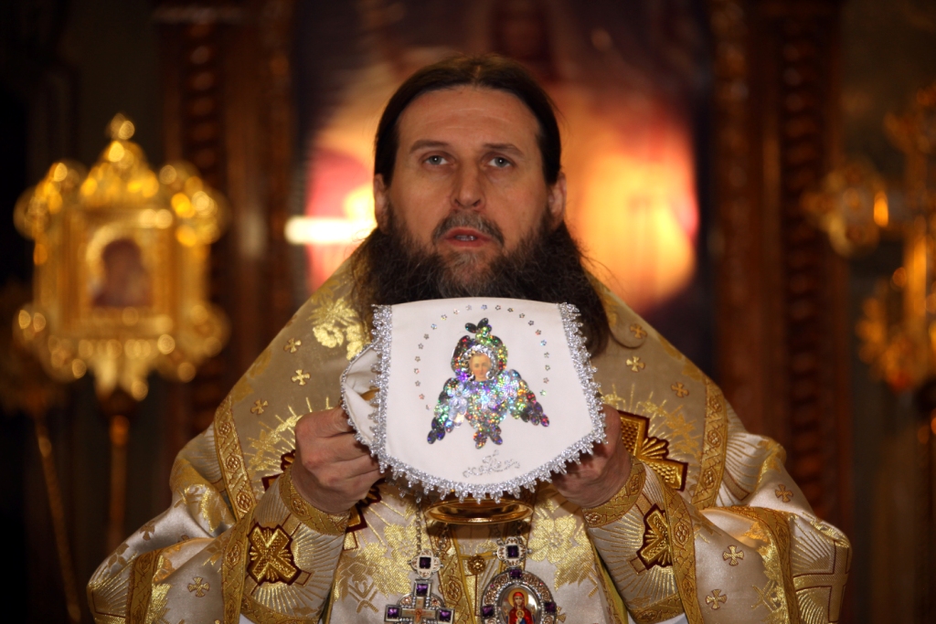 Высокопросвященнейший Даниил, митрополит Архангельский и Холмогорский