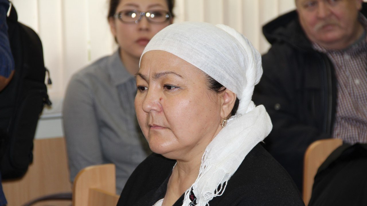 Жумагыз Кичеганова в 2005 году женщина организовала в Оренбуржье псевдорелигиозную организацию "Ата Жолы"