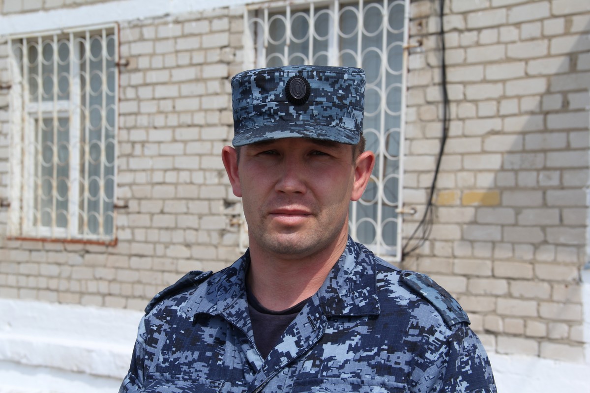 Заместитель начальника колонии капитан внутренней службы Александр Дергунов