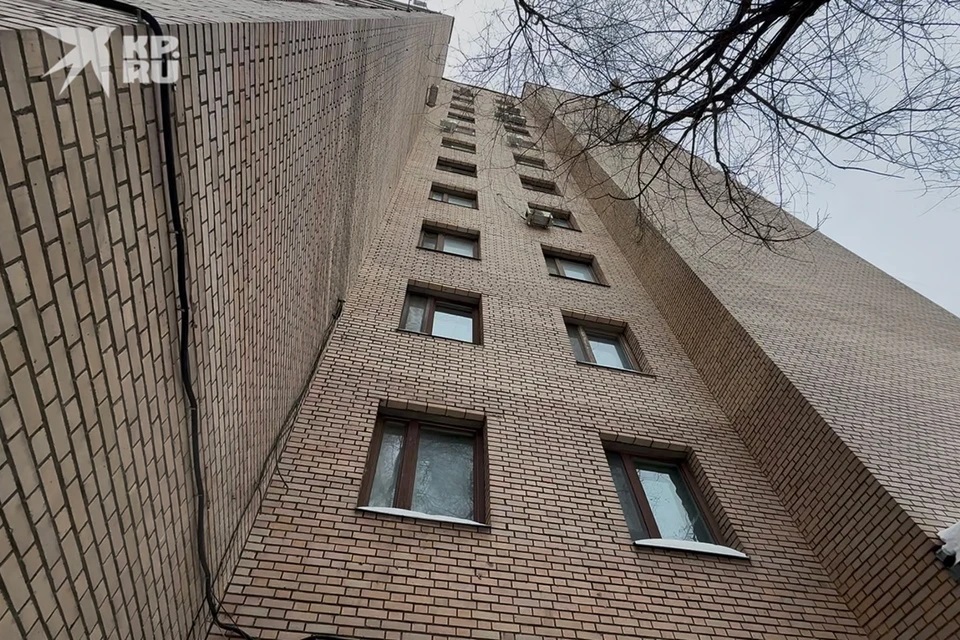 Один из адресов, где раньше собирались адепты секты бога Кузи, - 12-этажка на Новослободской