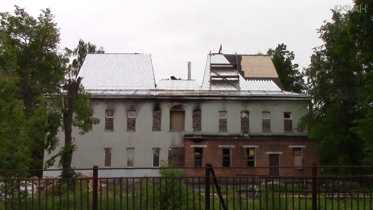 Частично отремонтированное здание детского сада в Суворове. Федеральное агентство новостей