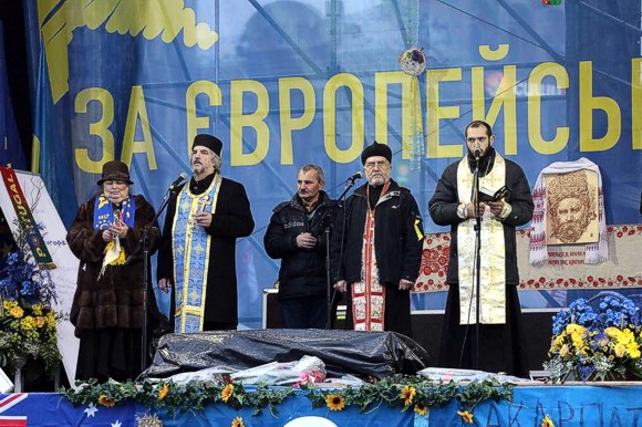 Непоследние участники Майдана - униаты, греко-католики - типа православные, но принимающие за своего главу римского папу